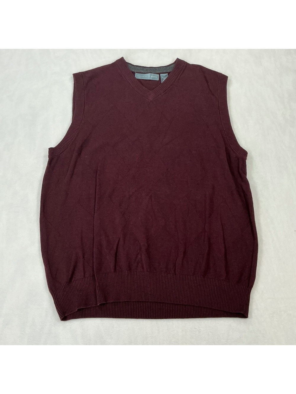 Oscar de la Renta Burgundy Argyle Knit V-Neck Sweater Vest Size L